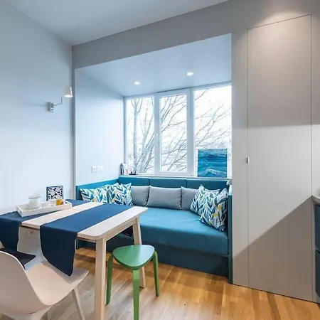 Modern & Stylish Sea With Parking דירה *