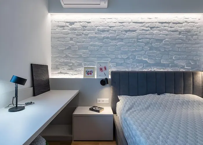 Modern & Stylish Sea With Parking